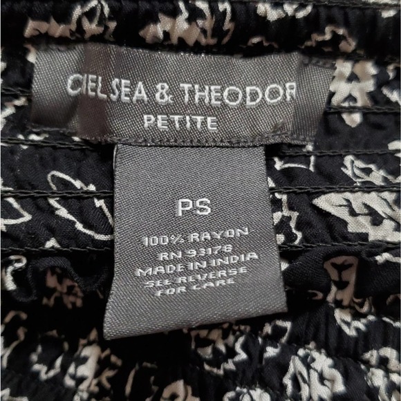 Chelsea & Theodore Off the ShoulderDress - Picture 4 of 5